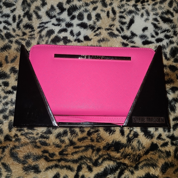 Steve Madden Wallet - Picture 7 of 11